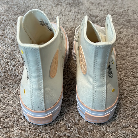 Converse Chuck Taylor All Star Lift Platform Sneaker - SOLD OUT in stores! - Picture 5 of 8